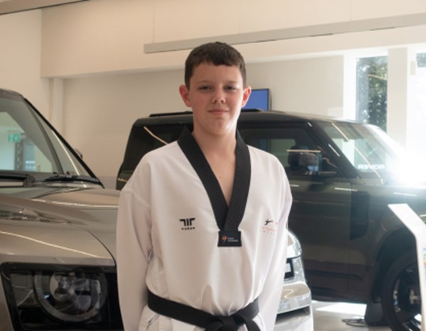 Lloyd Select Kelso sponsor local Taekwondo athlete, Craig Anderson.
