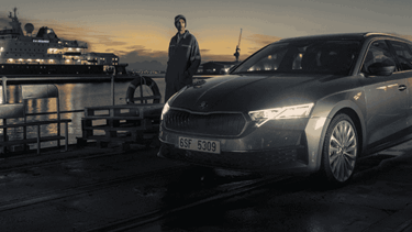 Škoda Octavia Estate at Dusk