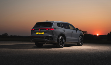 Image of Tayron R-Line at Sunset