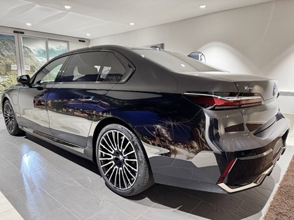 BMW 7 SERIES 750e xDrive M Sport 4dr Auto