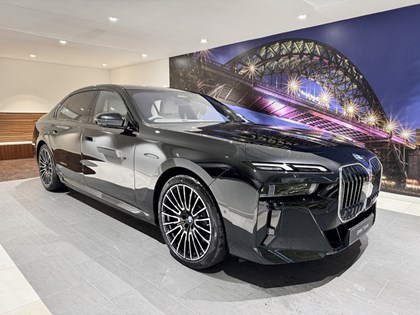 BMW 7 SERIES 750e xDrive M Sport 4dr Auto
