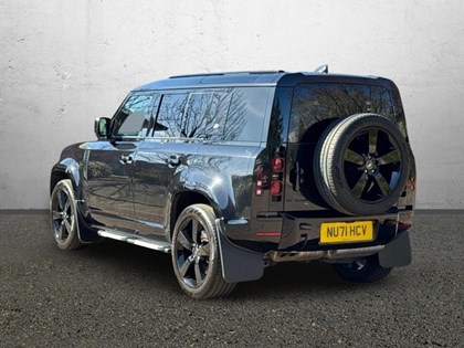 2021 (71) LAND ROVER DEFENDER 3.0 D300 X-Dynamic HSE 110 5dr Auto