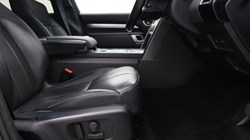 2020 (20) LAND ROVER DISCOVERY 3.0 SD6 Landmark Edition 5dr Auto 5433054