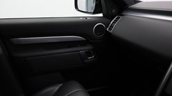 2020 (20) LAND ROVER DISCOVERY 3.0 SD6 Landmark Edition 5dr Auto 5433073