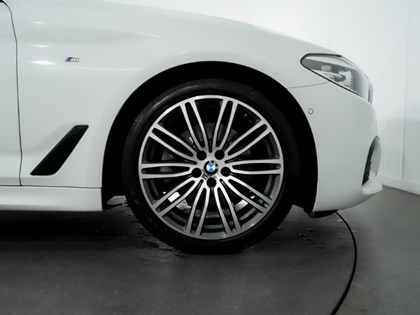 2017 (67) BMW 5 SERIES 520d M Sport 4dr Auto