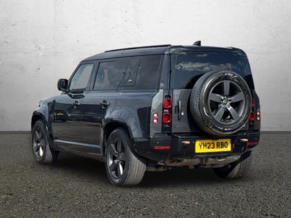 2023 (23) LAND ROVER DEFENDER 3.0 D300 X-Dynamic HSE 110 5dr Auto