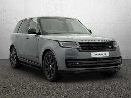 2025 (25) LAND ROVER RANGE ROVER 3.0 P400 SE 4dr Auto