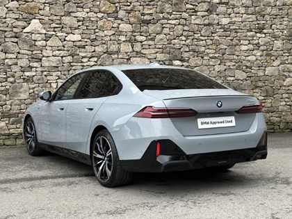 2025 (75) BMW 5 SERIES 520i M Sport Pro Saloon