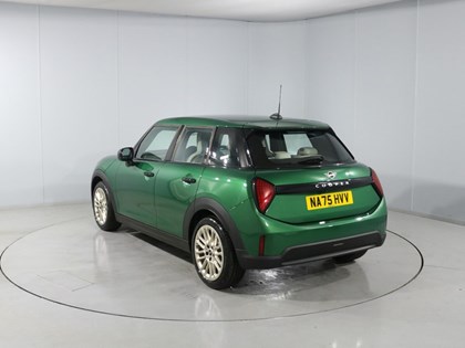 2025 (75) MINI COOPER 1.5 C Exclusive 5dr Auto
