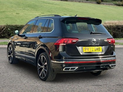 2023 (72) VOLKSWAGEN TIGUAN 2.0 TDI 4Motion R-Line 5dr DSG