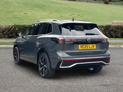2025 (25) VOLKSWAGEN TIGUAN 1.5 eTSI 150 R-Line 5dr DSG