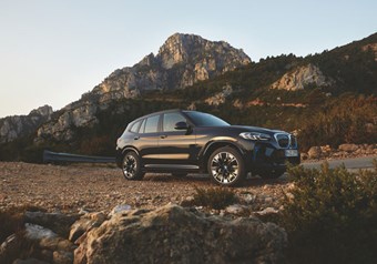 BMW iX3