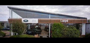 Lloyd Land Rover Stockton