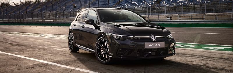 Volkswagen Golf R in Black