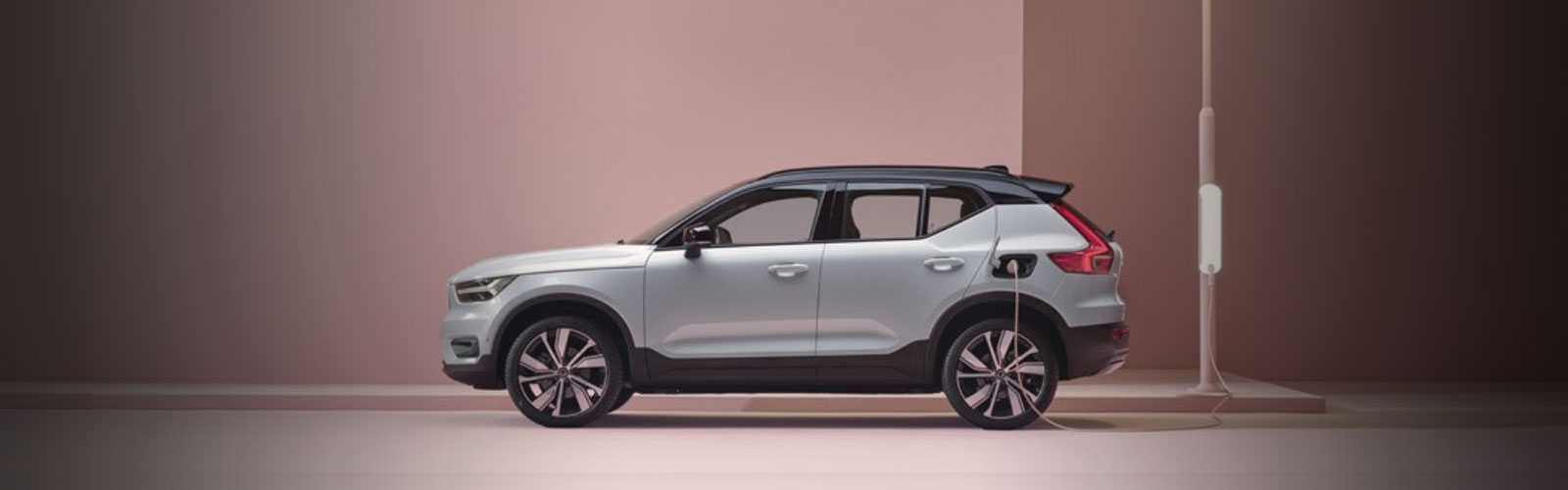 Volvo xc40 online hybrid motability