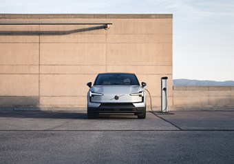 Free home charge point installation for your first fully electric Volvo car