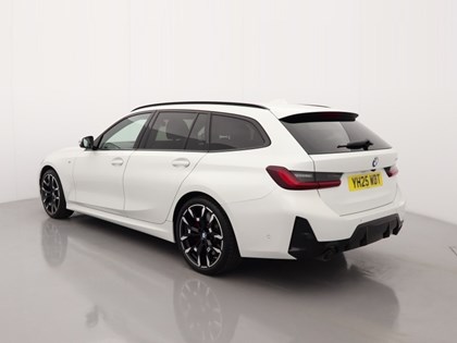 2025 (25) BMW 3 SERIES 320i M Sport 5dr Step Auto