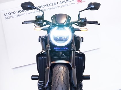 2022 (71) Honda CB1000R PLUS