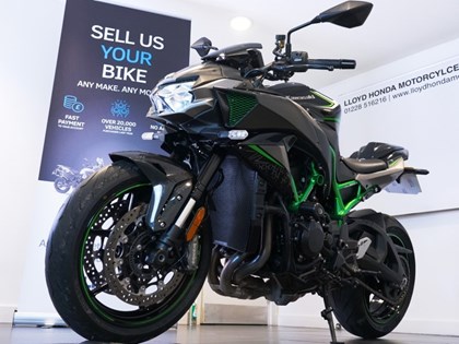 2020 (70) Kawasaki Z H2