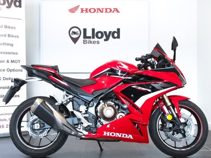 2022 (22) Honda CBR500R