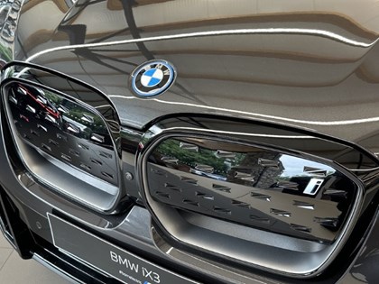  BMW iX3 210kW M Sport Pro 80kWh 5dr Auto