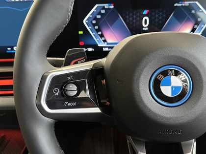  BMW I5 250kW eDrive40 M Sport Pro 84kWh 4dr Auto