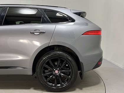 2020 (20) JAGUAR F-PACE 2.0d [180] Chequered Flag 5dr Auto AWD