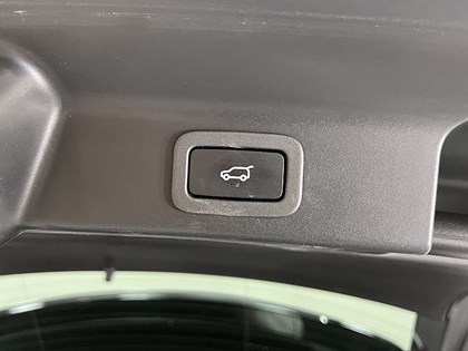 2017 (67) JAGUAR F-PACE 2.0d Prestige 5dr Auto AWD