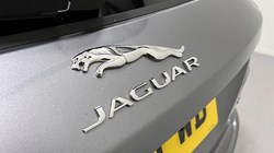 2020 (70) JAGUAR F-PACE 2.0d [180] Chequered Flag 5dr Auto AWD 3292436