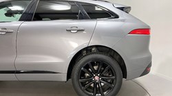 2020 (70) JAGUAR F-PACE 2.0d [180] Chequered Flag 5dr Auto AWD 3292434