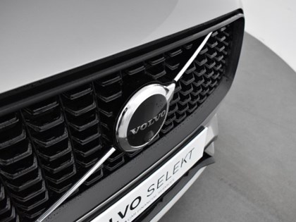 Volvo Xc60 Estate 2.0 T6 350 RC PHEV Plus Black Ed 5 Doors AWD