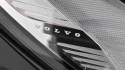 2023 (73) VOLVO XC60 2.0 B5P Plus Dark 5dr AWD Geartronic 3219859