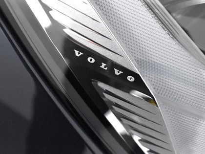 2021 (21) VOLVO XC60 2.0 B5P [250] Momentum 5dr AWD Geartronic
