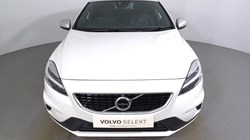 2019 (19) VOLVO V40 T2 [122] R DESIGN Edition 5dr Geartronic 3308665