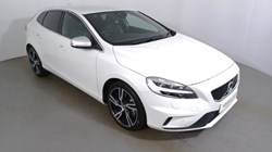 2019 (19) VOLVO V40 T2 [122] R DESIGN Edition 5dr Geartronic 3308666
