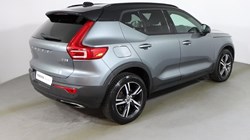 2018 (68) VOLVO XC40 2.0 D3 R DESIGN 5dr Geartronic 3307956