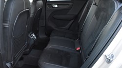 2025 (74) VOLVO XC40 2.0 B3P Plus Dark 5dr Auto 4920227