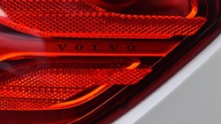 2025 (74) VOLVO XC40 2.0 B3P Plus Dark 5dr Auto 4920244