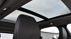 2025 (25) VOLVO XC60 2.0 B5P Ultra Dark 5dr AWD Geartronic 5041399