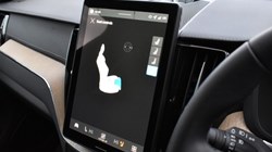 2025 (25) VOLVO XC60 2.0 B5P Ultra Dark 5dr AWD Geartronic 5041395