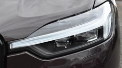 2025 (25) VOLVO XC60 2.0 B5P Ultra Dark 5dr AWD Geartronic 5041433