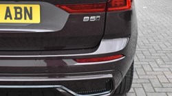 2025 (25) VOLVO XC60 2.0 B5P Ultra Dark 5dr AWD Geartronic 5041427