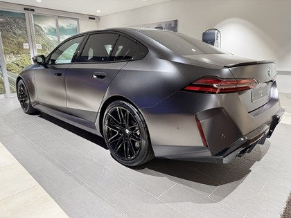 BMW M5 4dr DCT