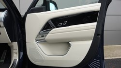 2022 (72) LAND ROVER RANGE ROVER 3.0 P440e Autobiography 4dr Auto 4773934