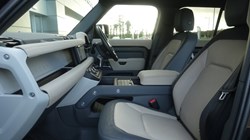 2023 (72) LAND ROVER DEFENDER 3.0 D250 X-Dynamic SE 110 5dr Auto 5062443