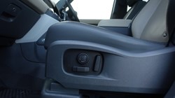 2023 (72) LAND ROVER DEFENDER 3.0 D250 X-Dynamic SE 110 5dr Auto 5062498