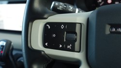 2023 (72) LAND ROVER DEFENDER 3.0 D250 X-Dynamic SE 110 5dr Auto 5062477