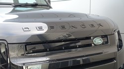 2023 (72) LAND ROVER DEFENDER 3.0 D250 X-Dynamic SE 110 5dr Auto 5062461