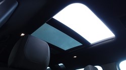 2023 (72) LAND ROVER DEFENDER 3.0 D250 X-Dynamic SE 110 5dr Auto 5062486