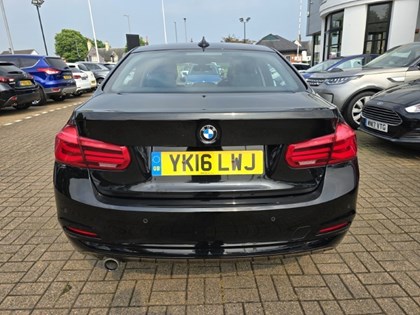 2016 (16) BMW 3 SERIES 318i SE 4dr